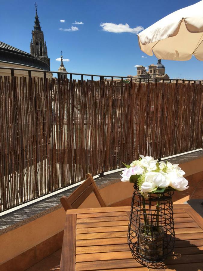 Atico Del Rojas Lägenhet Toledo Exteriör bild